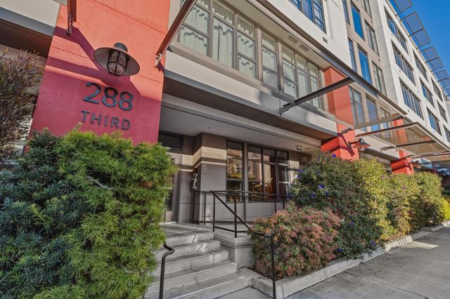 288 3rd St 406, Oakland, CA 94607