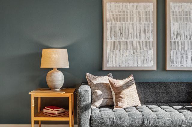 288 3rd St 406, Oakland, CA 94607