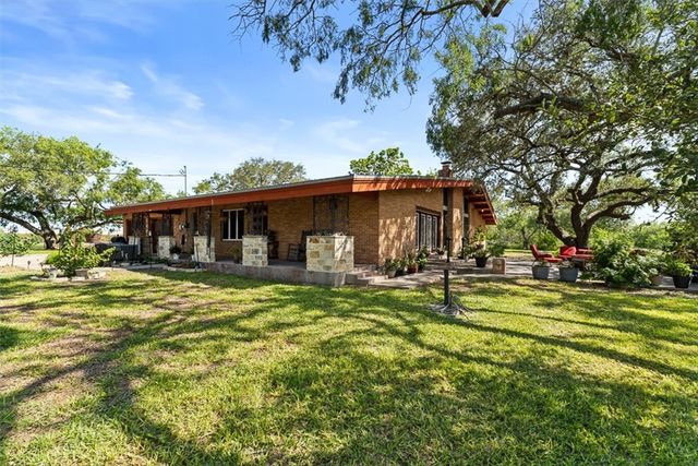 9675 County Road 325, Mathis, TX 78368