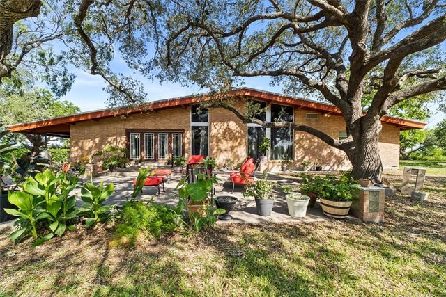9675 County Road 325, Mathis, TX 78368
