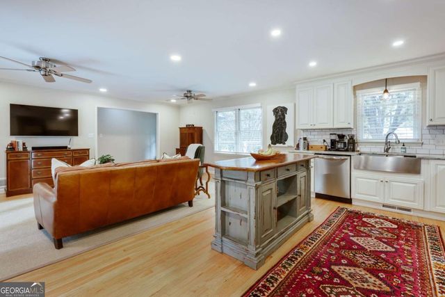 339 Beechwood Drive, Athens, GA 30606