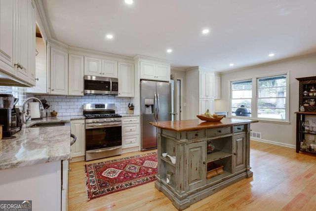 339 Beechwood Drive, Athens, GA 30606