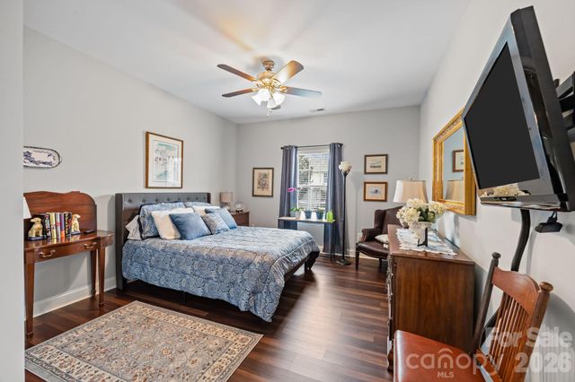 7244 Kenyon Drive, Denver, NC 28037