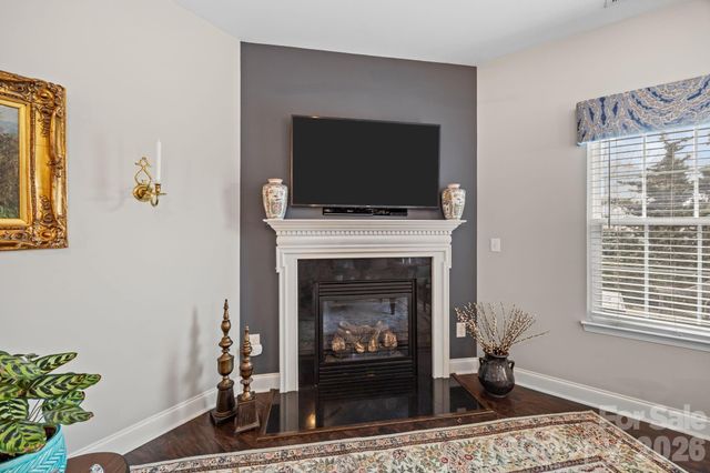 7244 Kenyon Drive, Denver, NC 28037