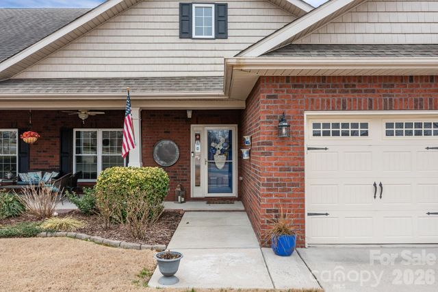 7244 Kenyon Drive, Denver, NC 28037