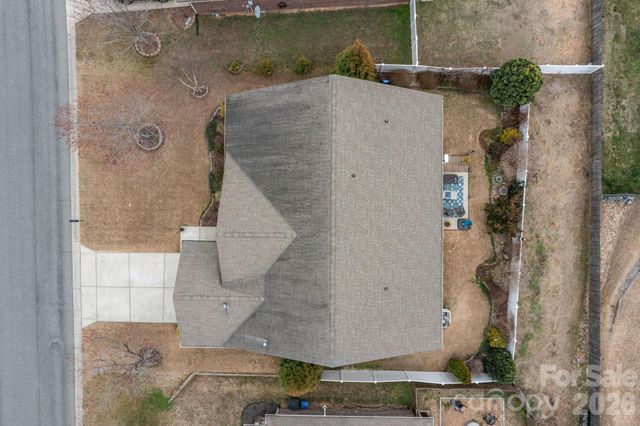 7244 Kenyon Drive, Denver, NC 28037