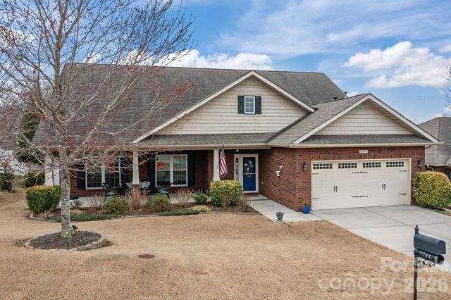 7244 Kenyon Drive, Denver, NC 28037