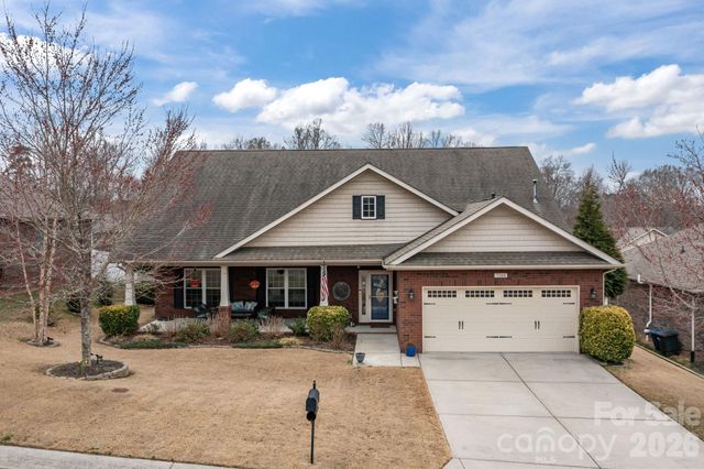 7244 Kenyon Drive, Denver, NC 28037