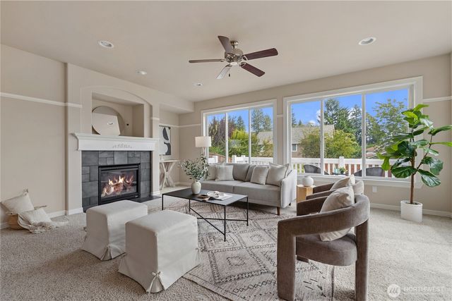25230 132nd Place SE, Kent, WA 98042