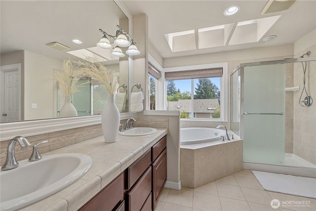 25230 132nd Place SE, Kent, WA 98042