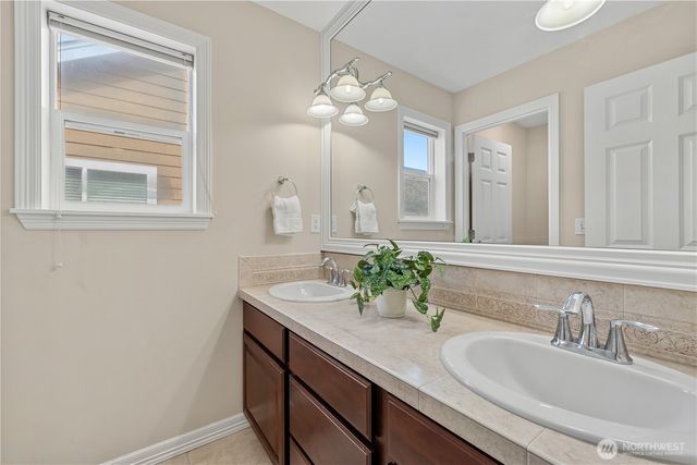 25230 132nd Place SE, Kent, WA 98042