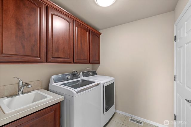 25230 132nd Place SE, Kent, WA 98042