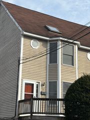 86 Belmont Street 86, Lowell, MA 01851