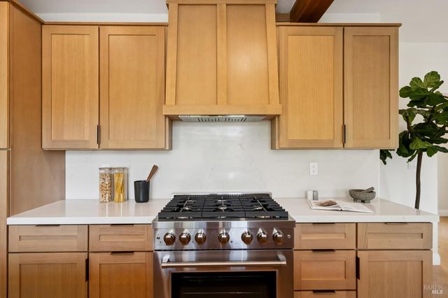 88 Lincoln Park, San Anselmo, CA 94960