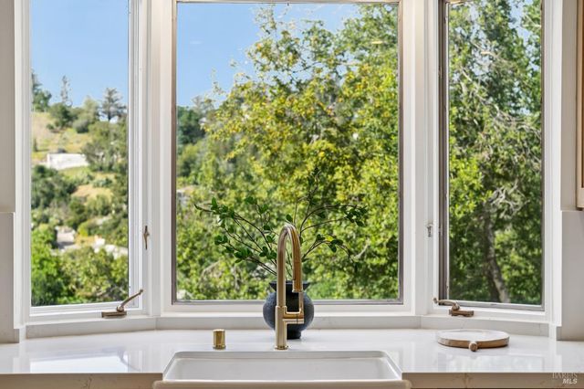 88 Lincoln Park, San Anselmo, CA 94960