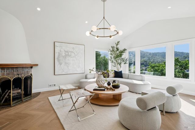 88 Lincoln Park, San Anselmo, CA 94960