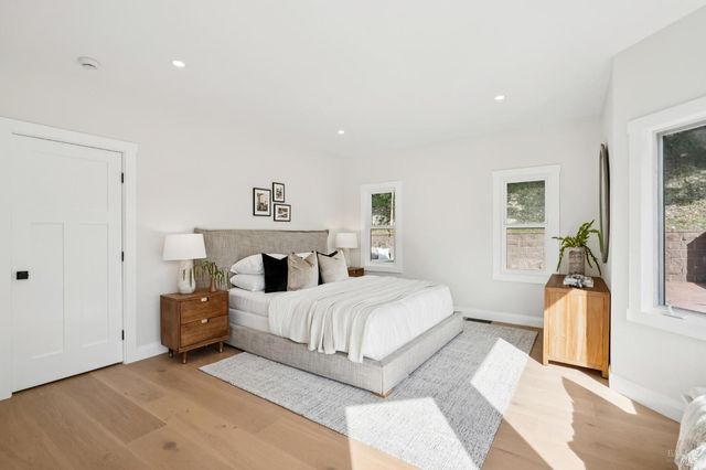 88 Lincoln Park, San Anselmo, CA 94960