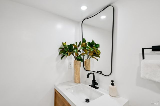 88 Lincoln Park, San Anselmo, CA 94960