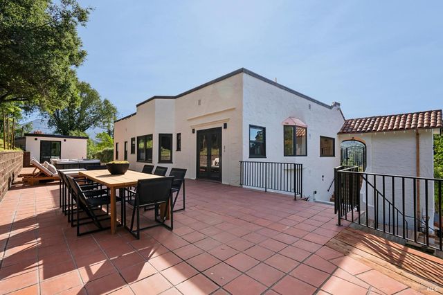 88 Lincoln Park, San Anselmo, CA 94960