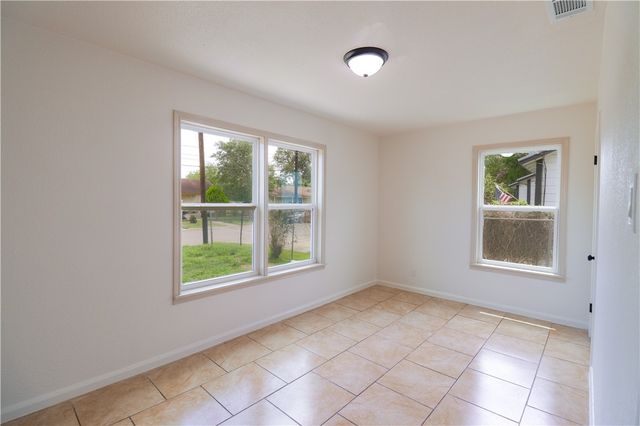 3625 Harris Dr, Corpus Christi, TX 78411
