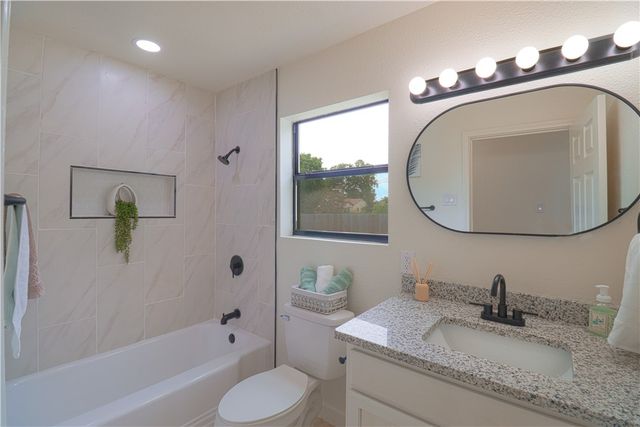 3625 Harris Dr, Corpus Christi, TX 78411