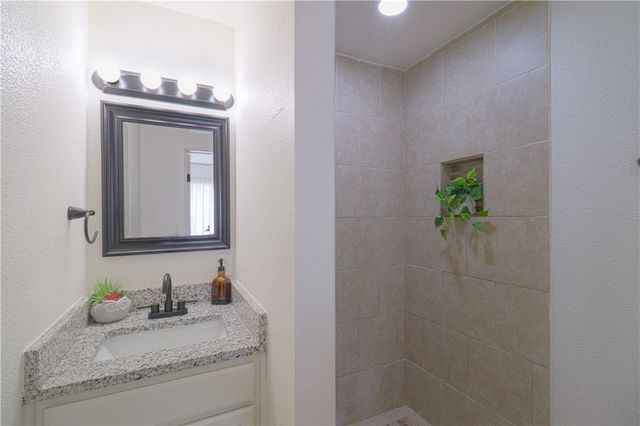3625 Harris Dr, Corpus Christi, TX 78411