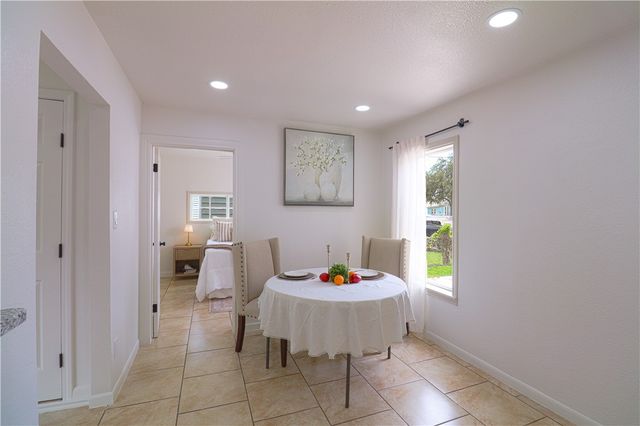 3625 Harris Dr, Corpus Christi, TX 78411