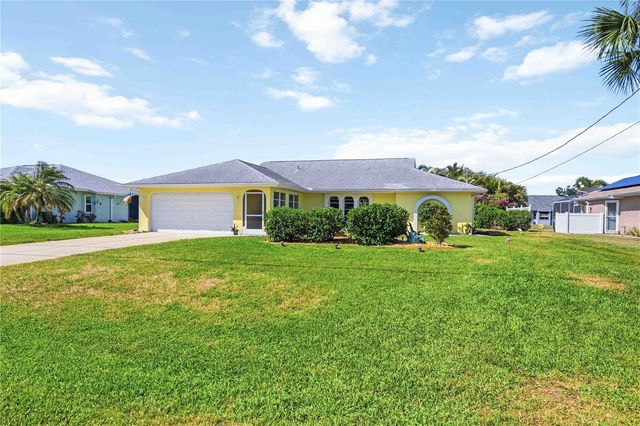 15 MARINER LANE, Rotonda West, FL 33947