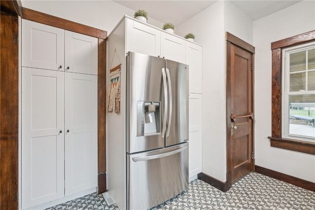 1177 10th Street, Marion, IA 52302