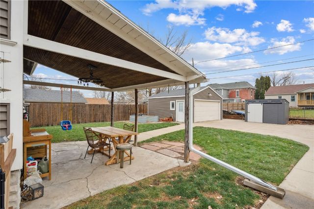 1177 10th Street, Marion, IA 52302