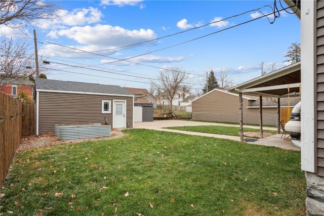 1177 10th Street, Marion, IA 52302