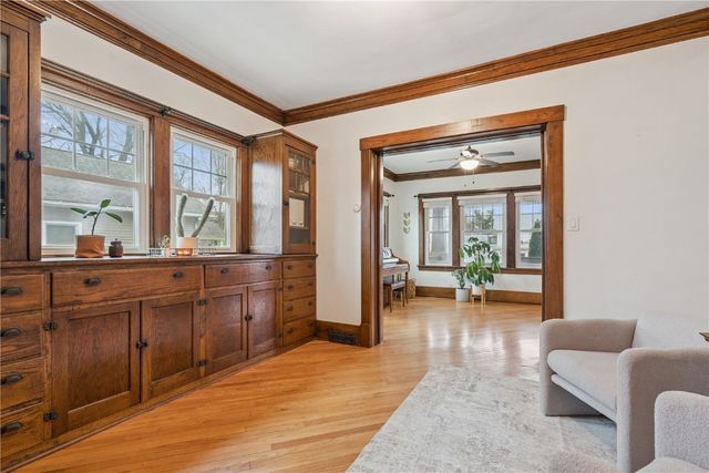 1177 10th Street, Marion, IA 52302