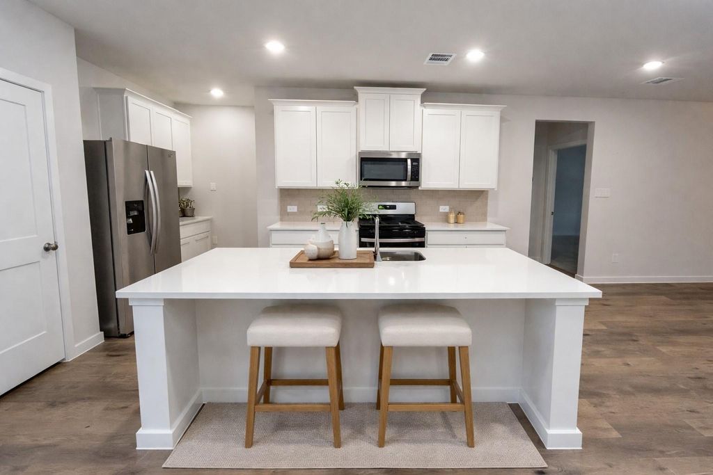 7914 Alset Drive, Magnolia, TX 77354