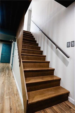 4709 Brookwood Terrace, St Joseph, MO 64506