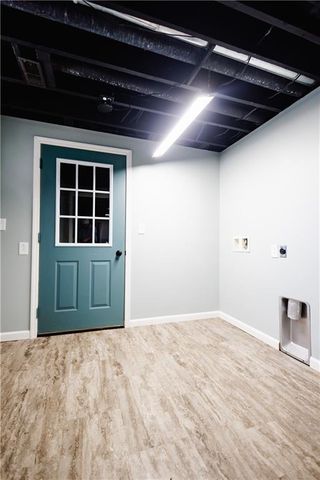 4709 Brookwood Terrace, St Joseph, MO 64506