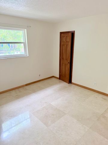 3916 Adams Street, Hollywood, FL 33021