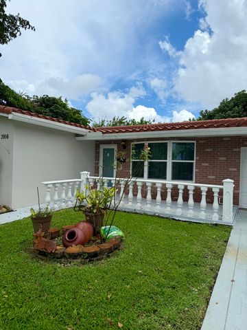 3916 Adams Street, Hollywood, FL 33021