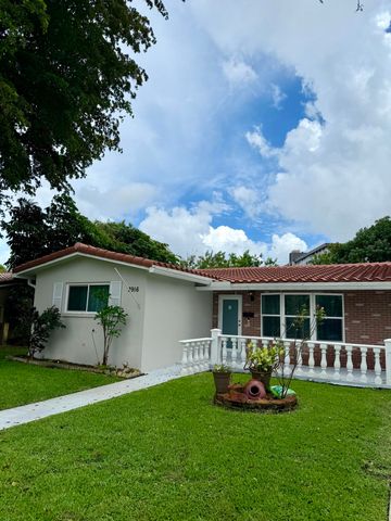 3916 Adams Street, Hollywood, FL 33021