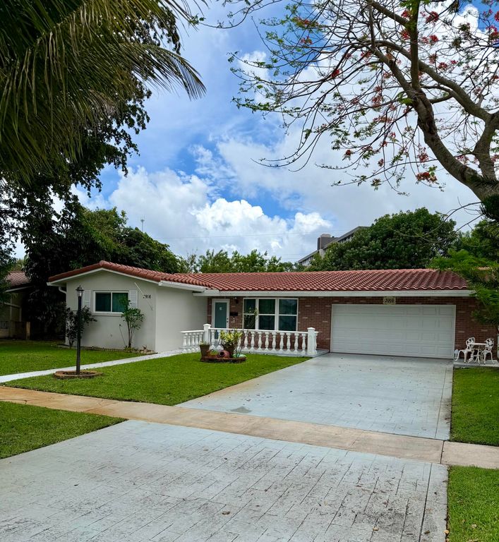 3916 Adams Street, Hollywood, FL 33021