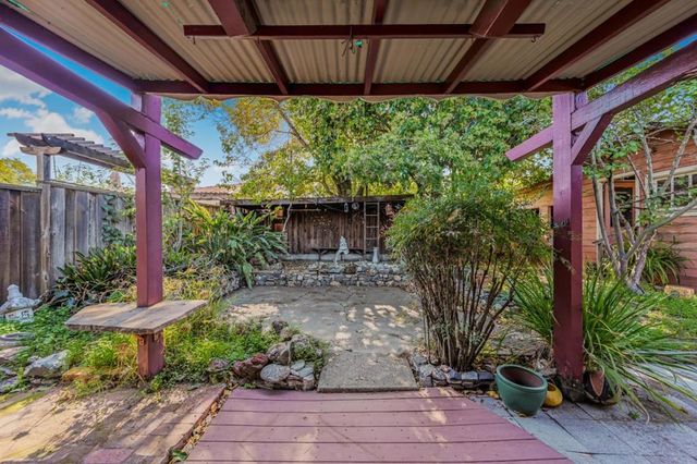 2537 Lessley Avenue, Castro Valley, CA 94546