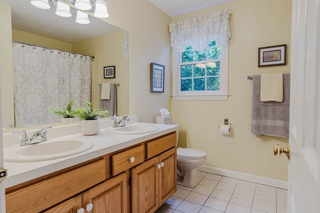 7 Tina Rd, Milford, MA 01757