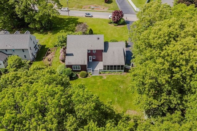 7 Tina Rd, Milford, MA 01757