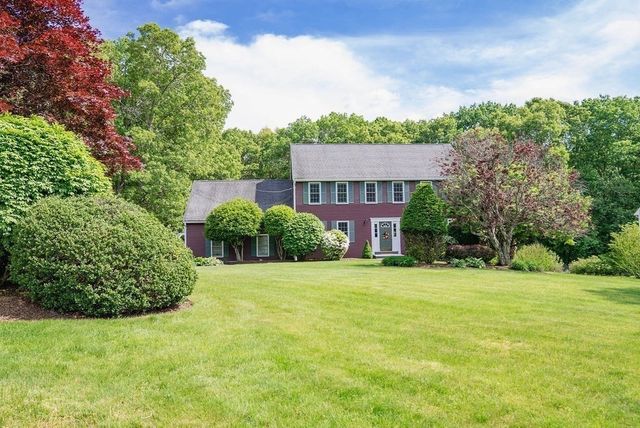 7 Tina Rd, Milford, MA 01757