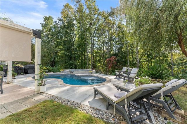 6021 Ash Hill Place, Hoschton, GA 30548