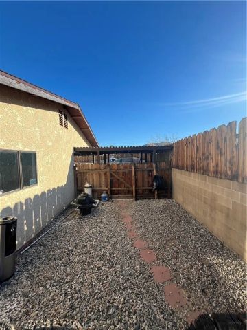 73863 Siesta Drive, 29 Palms, CA 92277