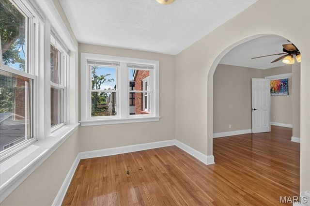 5800 Pershing Avenue, St Louis, MO 63112