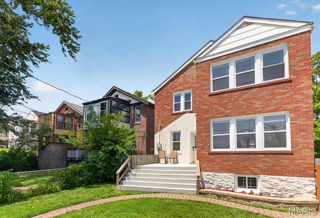5800 Pershing Avenue, St Louis, MO 63112