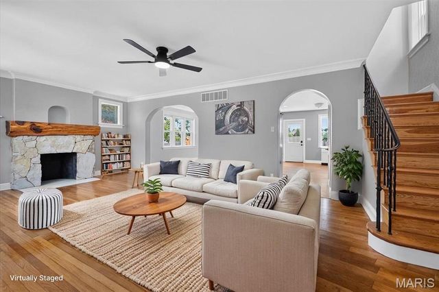 5800 Pershing Avenue, St Louis, MO 63112