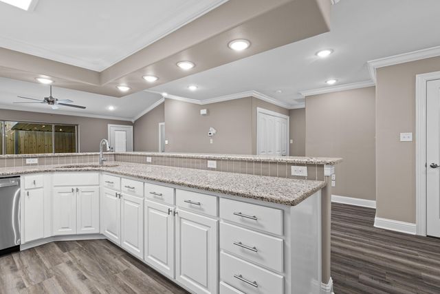 1623 Big Bend, Longview, TX 75605