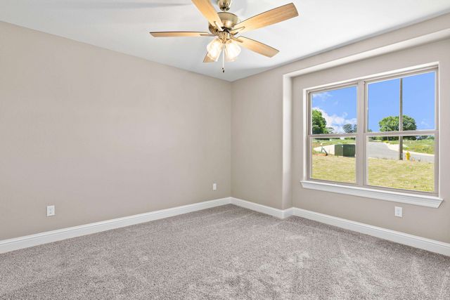 1623 Big Bend, Longview, TX 75605